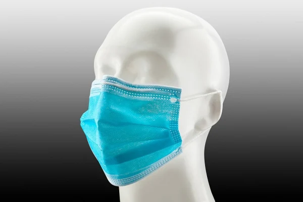 40 three-layer protective face masks